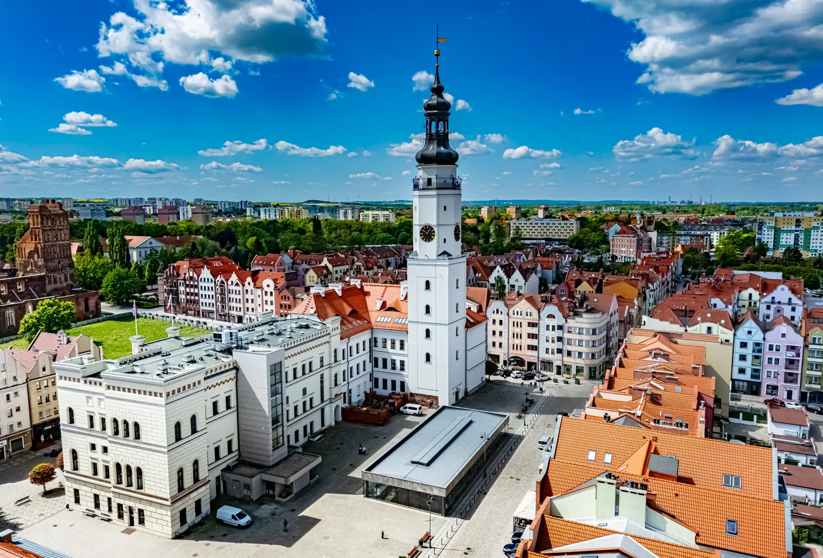 Mieszkanie na Starym Mieście w Głogowie — na co uważać przy zakupie
