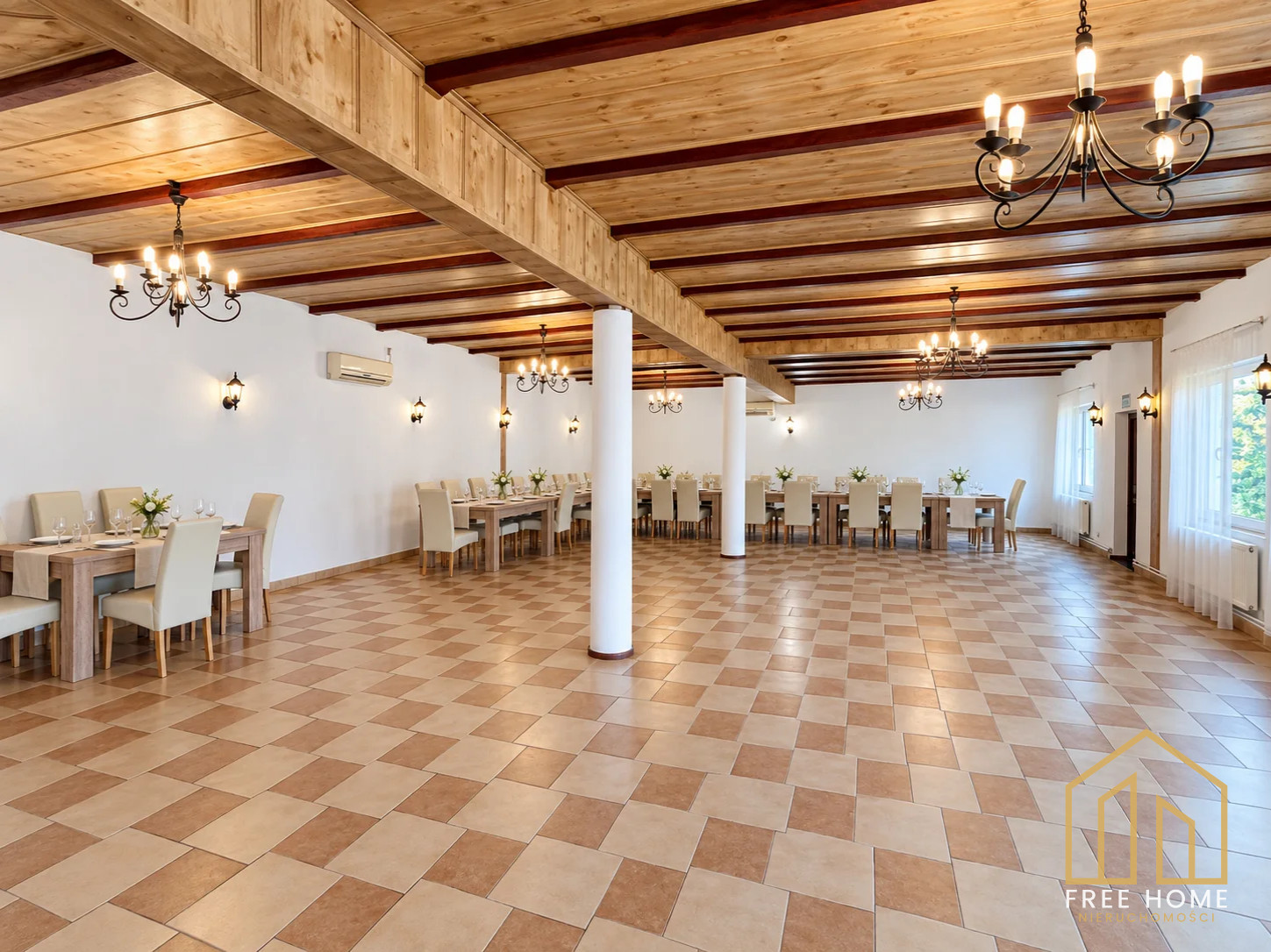 Kompleks Casablanca z restauracją i noclegami w Głogowie — miniatura 8