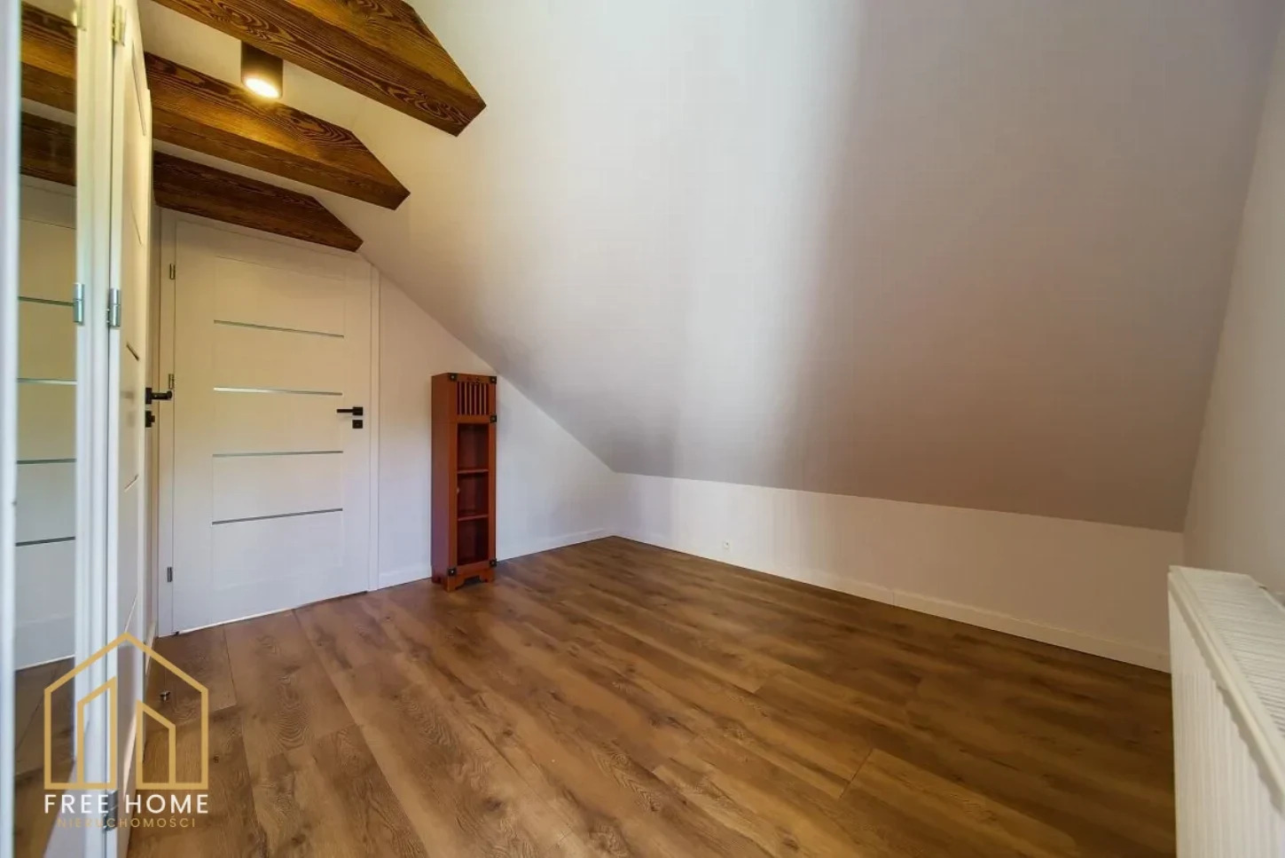 Dom wolnostojący po remoncie, Złota Podkowa, Głogów — miniatura 20